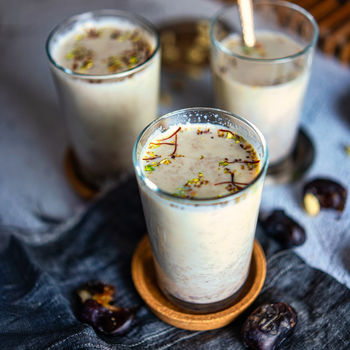 Date Milk - Khajoor Ka Doodh (Step-By-Step + Video Recipe)