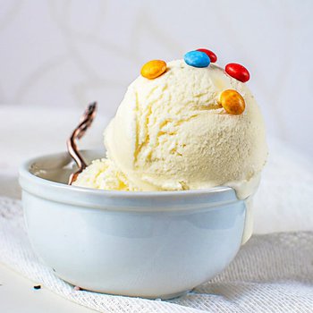Easy Vanilla Ice Cream + Video