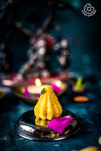 Quick Mawa Modak Recipe in 20 Minutes | Khoya Modak Recipe + Video | My ...