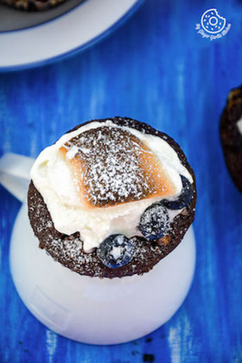 Image of Chocolate Cream Cheese Cupcakes