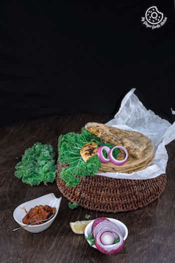 Image of Mushroom Kale Stuffed Paratha (Video)