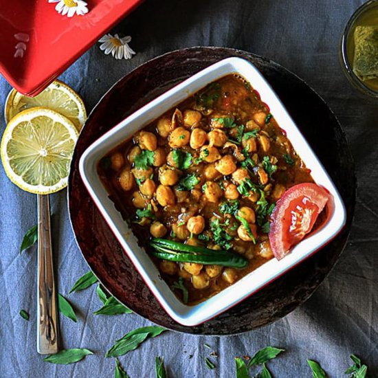 Chana Masala Recipe (Vegan & GF)| Spicy Chickpeas Curry Recipe