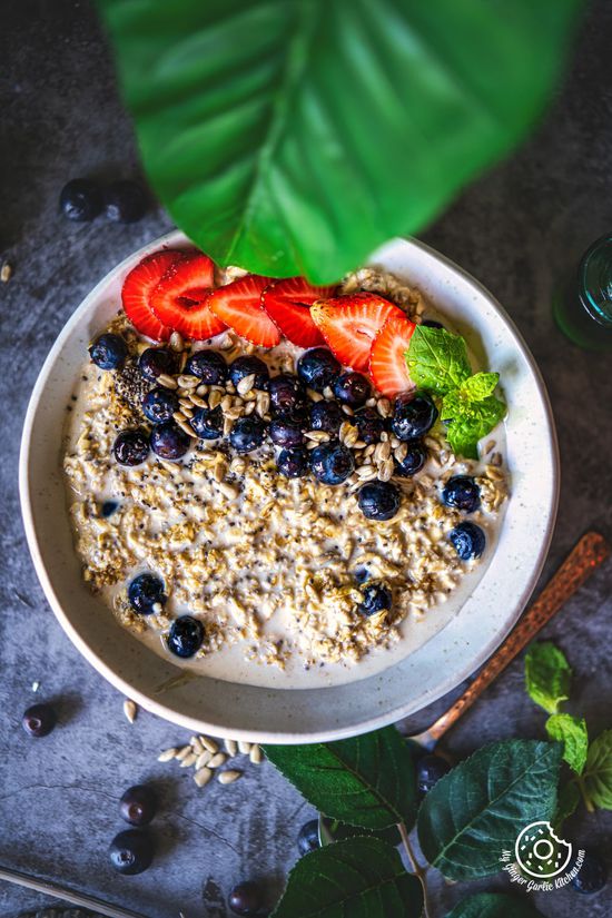 Blueberry Overnight Oats - (Step-By-Step + Video Recipe) | My Ginger ...