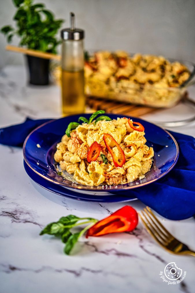 How to Make TikTok's Baked Feta Pasta Recipe (Easy Pasta Recipe) My Ginger Garlic Kitchen