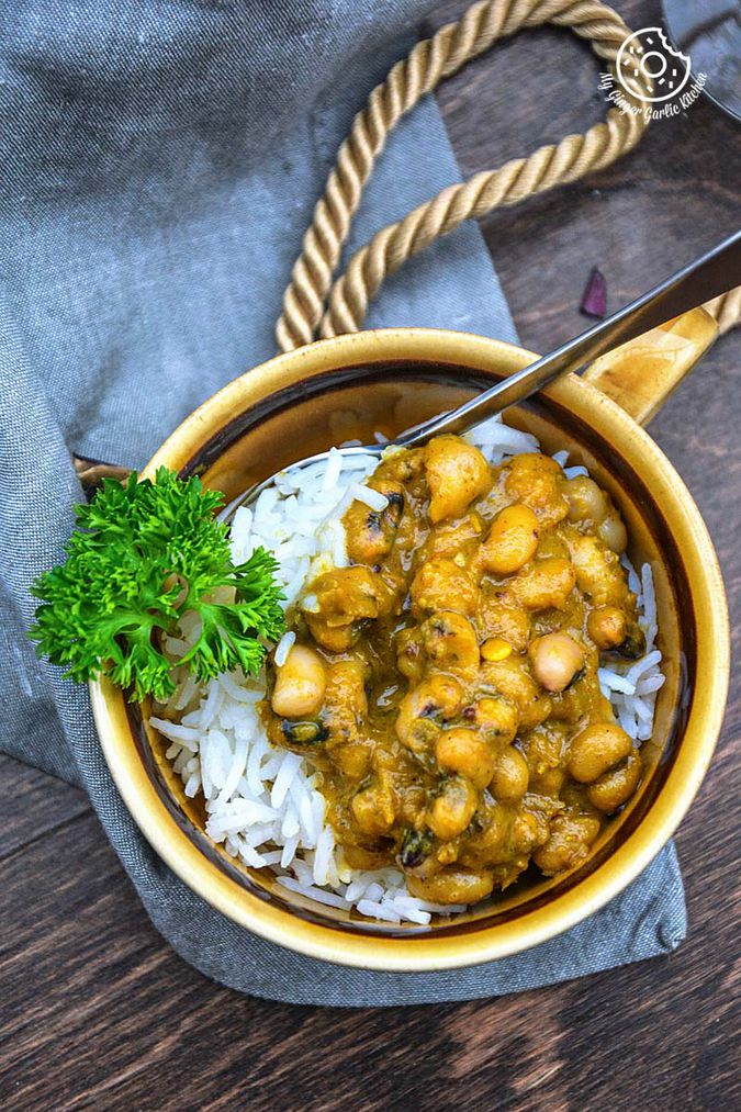 Black Eyed Peas Curry in Pepper Onion Sauce | My Ginger Garlic Kitchen
