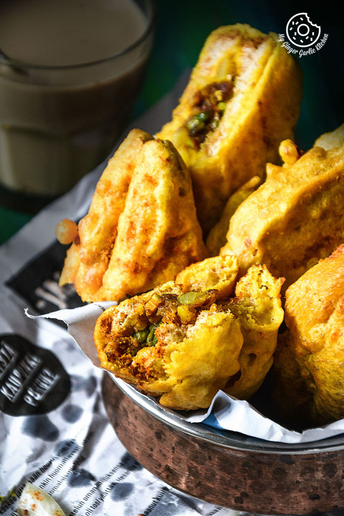 Bread Pakora Recipe Stuffed With Spicy Mashed Potato Bread Pakoda My Ginger Garlic Kitchen