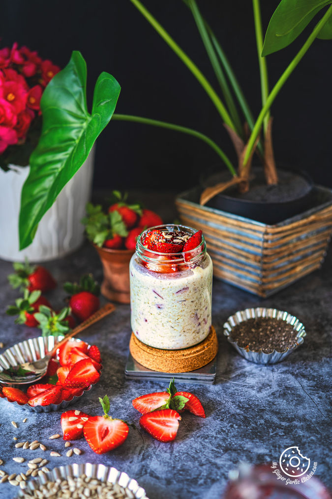 Strawberry Overnight Oats (StepByStep + Video Recipe) My Ginger