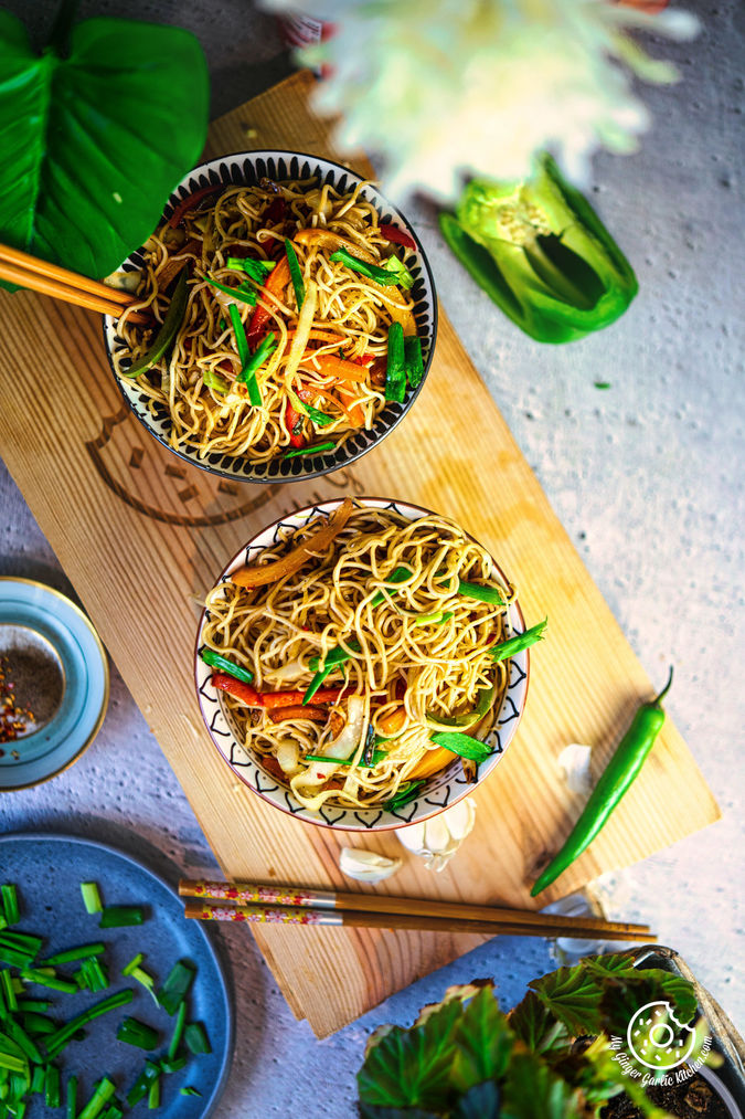 Hakka Noodles (StepByStep + Video Recipe) My Ginger Garlic Kitchen