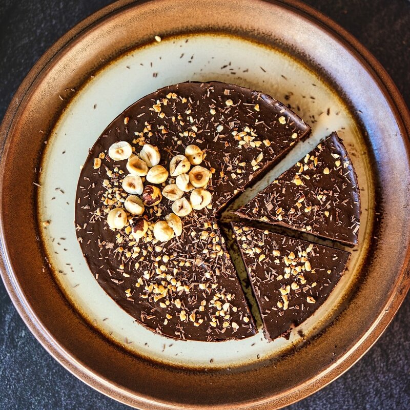 2-Ingredient Chocolate Banana Cake