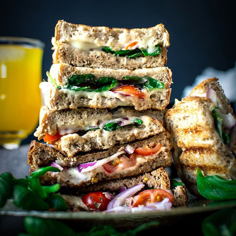 Grilled Tomato Mozzarella Sandwich Recipe