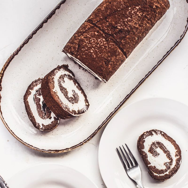 Keto Cocoa Cake Roll
