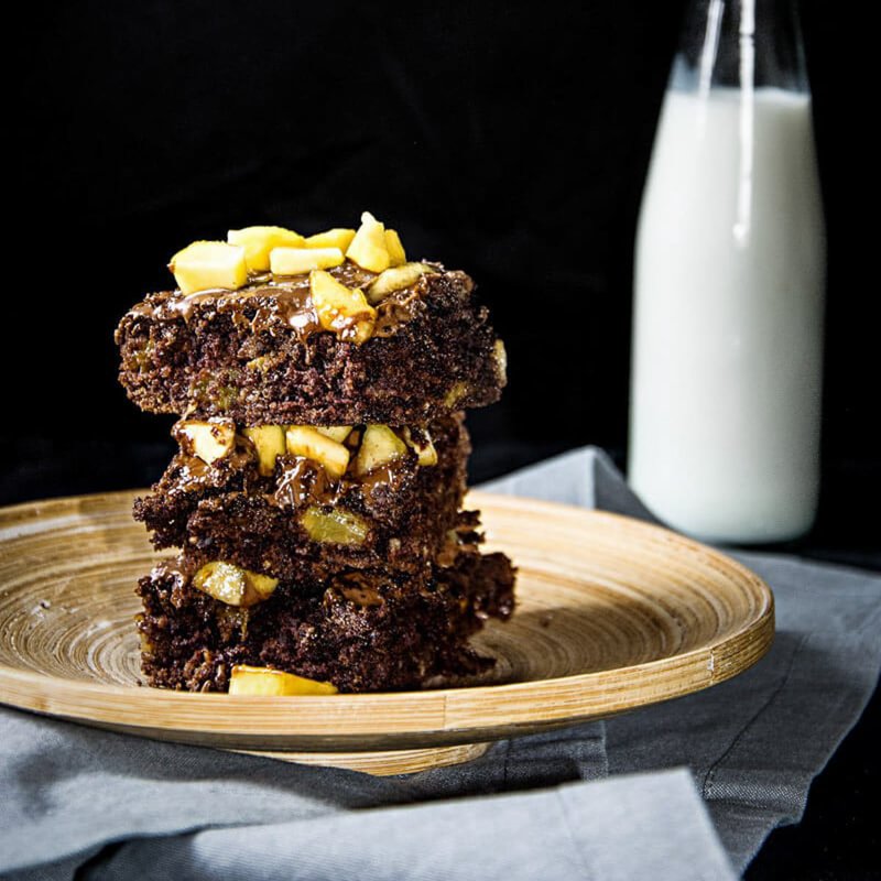 Eggless Peach Chocolate Brownies