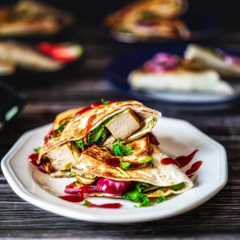 TikTok Tortilla Wrap Hack (6 Vegetarian Filling Ideas)