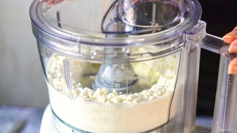 Image of the recipe cooking step-1-1 for 2 Ingredient Cottage Cheese Tortilla