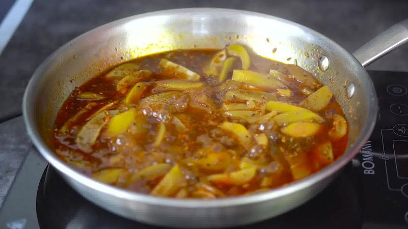 Image of the recipe cooking step-1-14 for Aam Ki Launji | Sweet and Spicy Raw Mango Chutney