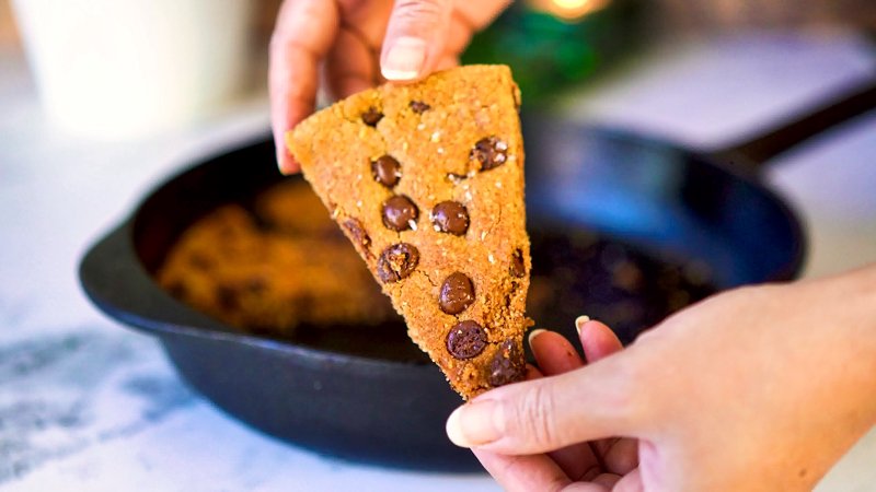 Image of the recipe cooking step-1-11 for Almond Flour Skillet Chocolate Chip Cookie