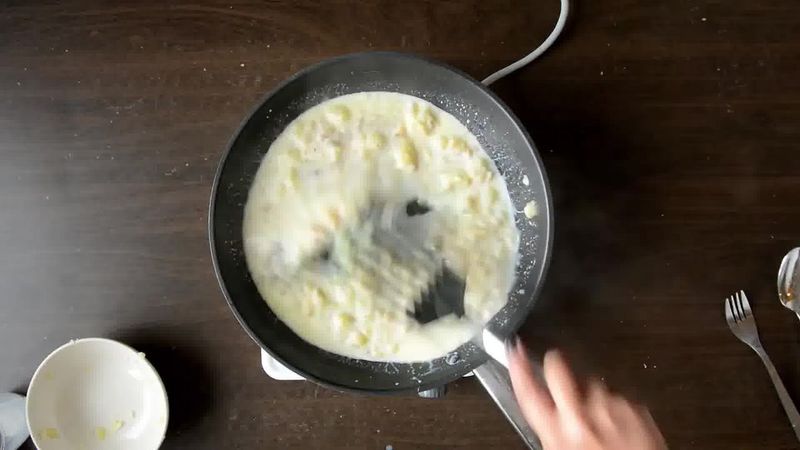 Image of the recipe cooking step-1-4 for Aloo Ka Halwa- Potato Halwa (Recipe Video)