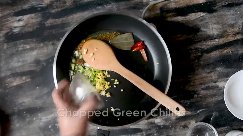 Image of the recipe cooking step-4-3 for Aloo Puri Recipe - Poori Sabji
