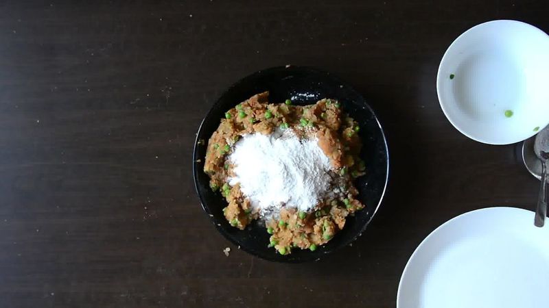 Image of the recipe cooking step-1-3 for Aloo Tikki Burger Recipe