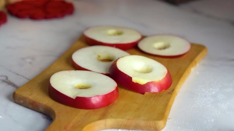 Image of the recipe cooking step-1-1 for Apple Bagel