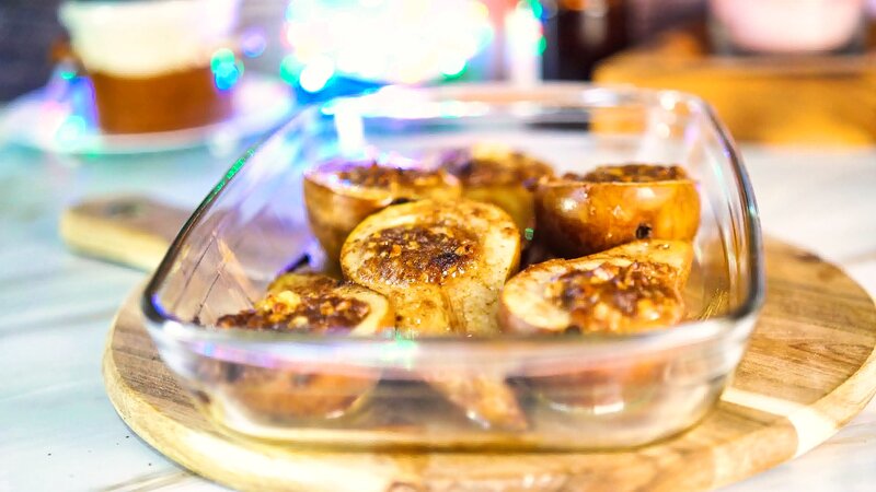 Image of the recipe cooking step-1-11 for Baked Pears with Goat Cheese