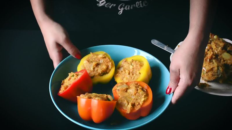 Image of the recipe cooking step-3-1 for Bharwa Shimla Mirch - Potato Stuffed Bell Peppers