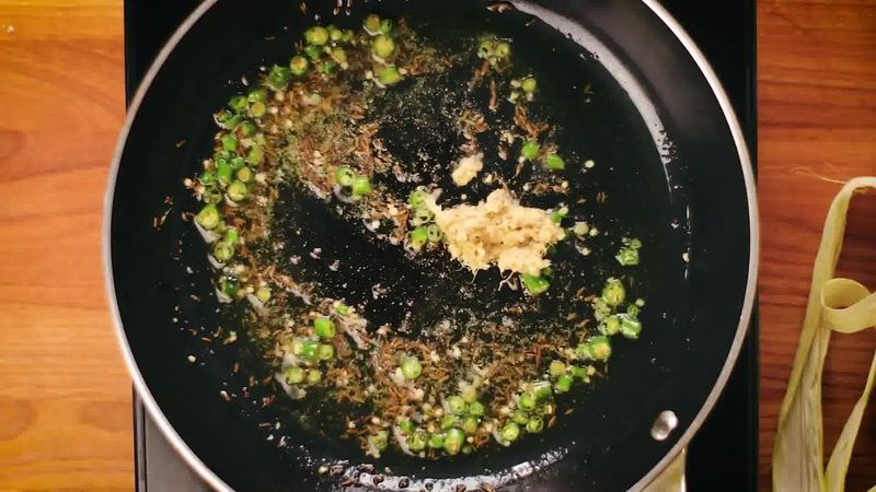 Image of the recipe cooking step-2-4 for Bhutte Ka Kees - Grated Corn Stir Fry