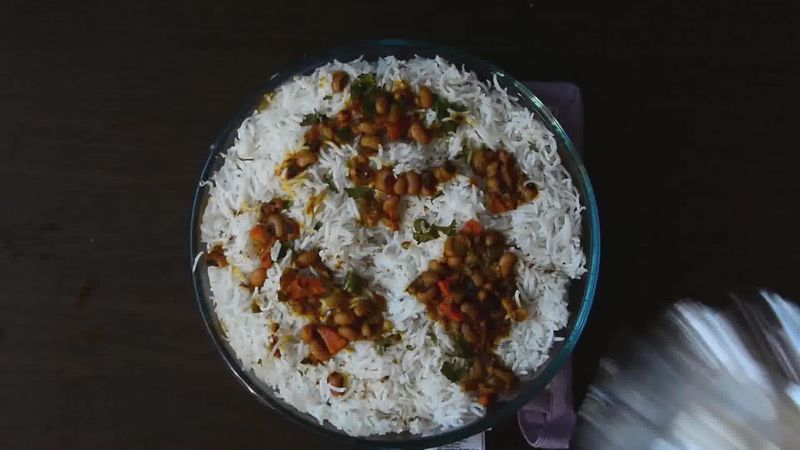 Image of the recipe cooking step-1-18 for Lobia Briyani - Black Eyed Bean Carrot Biryani