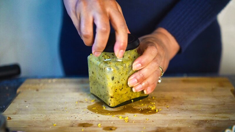 Image of the recipe cooking step-1-4 for Blueberry Avocado Salad