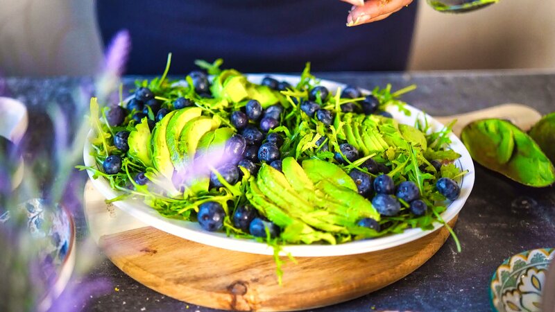 Image of the recipe cooking step-1-7 for Blueberry Avocado Salad