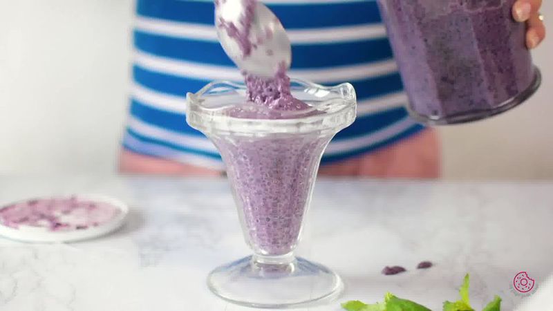 Image of the recipe cooking step-1-4 for Blueberry Chia Seed Pudding