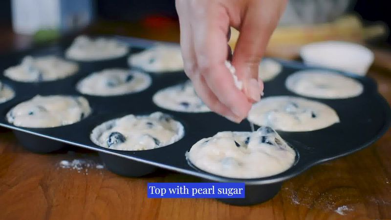 Image of the recipe cooking step-3-3 for Quick and Easy Blueberry Muffins Recipe