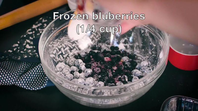 Image of the recipe cooking step-2-3 for Blueberry Pie Recipe