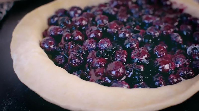 Image of the recipe cooking step-3-1 for Blueberry Pie Recipe