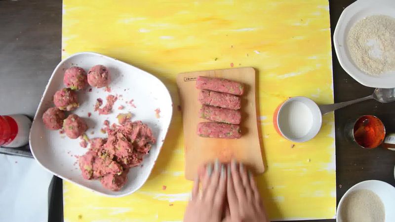 Image of the recipe cooking step-1-3 for Broccoli Beet Crispy Fingers (Croquettes) - Video Recipe