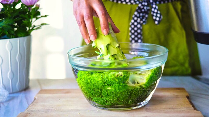 Image of the recipe cooking step-1-2 for Broccoli Salad Recipe