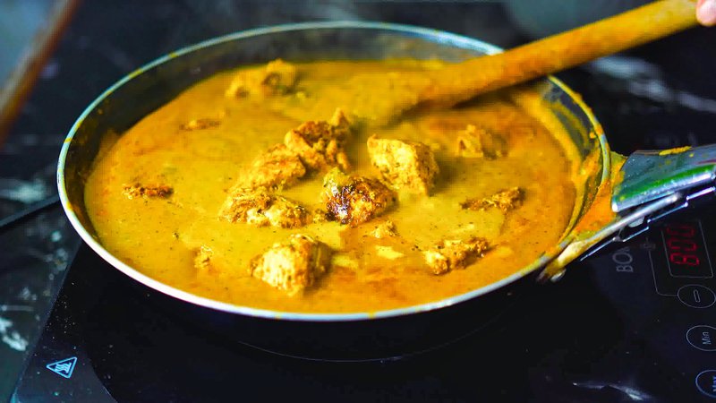 Image of the recipe cooking step-4-8 for Butter Chicken
