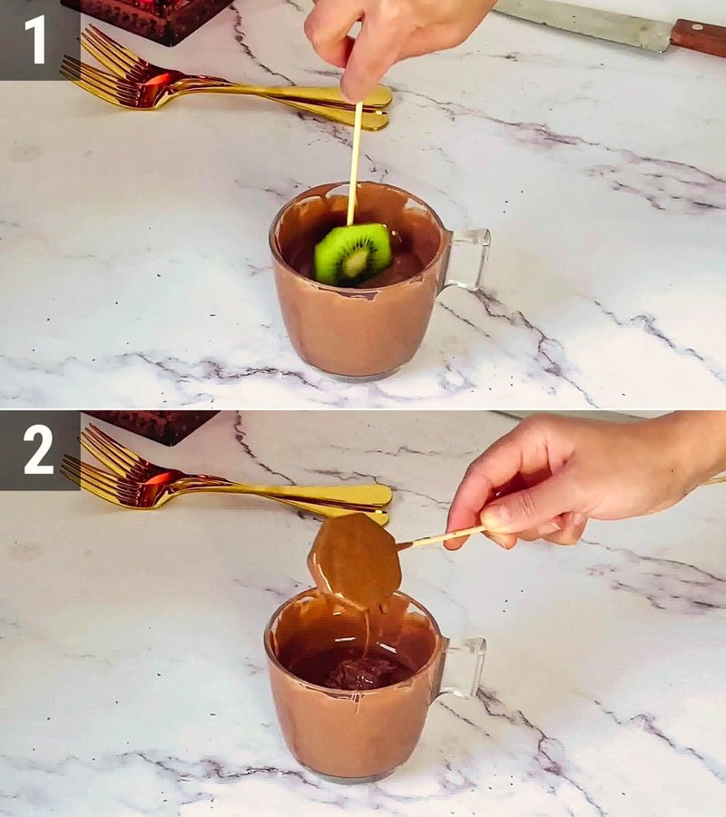 Image of the recipe cooking step-1-4 for Chocolate Covered Kiwi