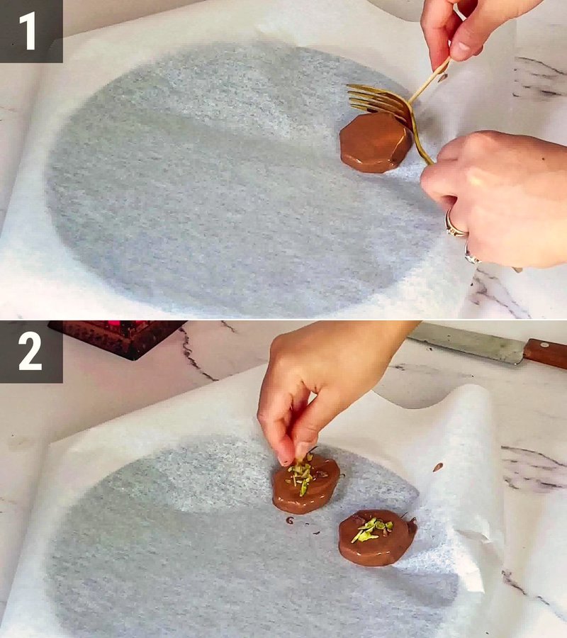 Image of the recipe cooking step-1-5 for Chocolate Covered Kiwi