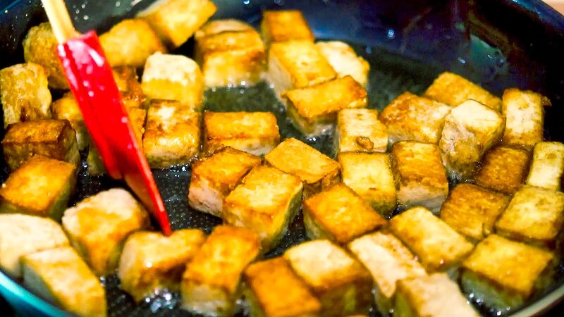 Image of the recipe cooking step-1-3 for Creamy Coconut Lime Tofu Curry