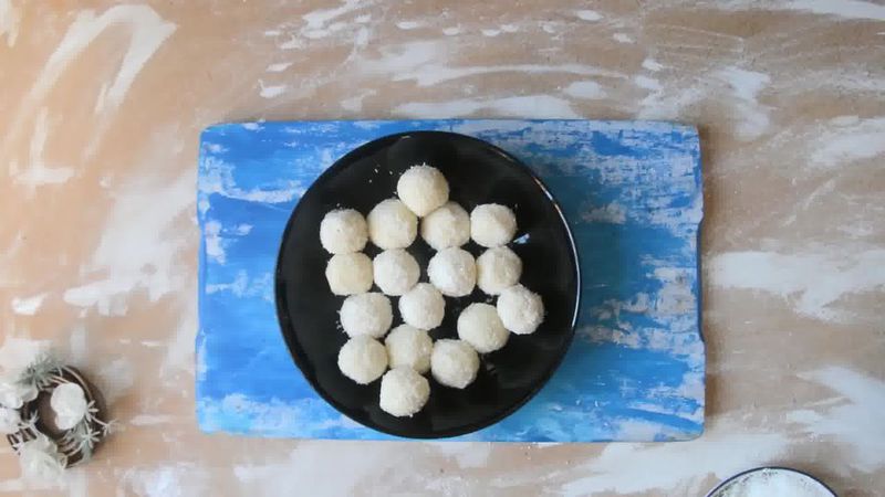 Image of the recipe cooking step-3-7 for White Chocolate Coconut Truffles Recipe