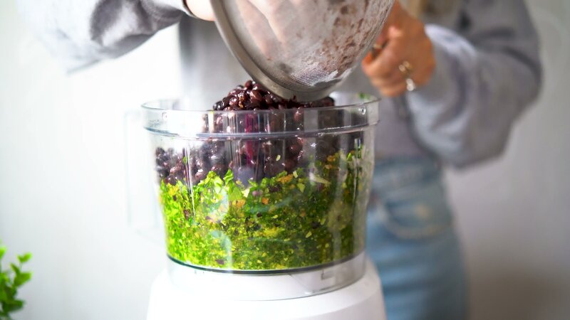 Image of the recipe cooking step-2-2 for Crispy Black Bean Veggie Patties