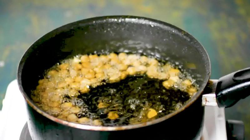 Image of the recipe cooking step-4-2 for Crispy Fried Chana Masala - Crunchy Crispy Chickpeas
