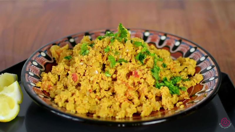 Image of the recipe cooking step-1-15 for Egg Bhurji