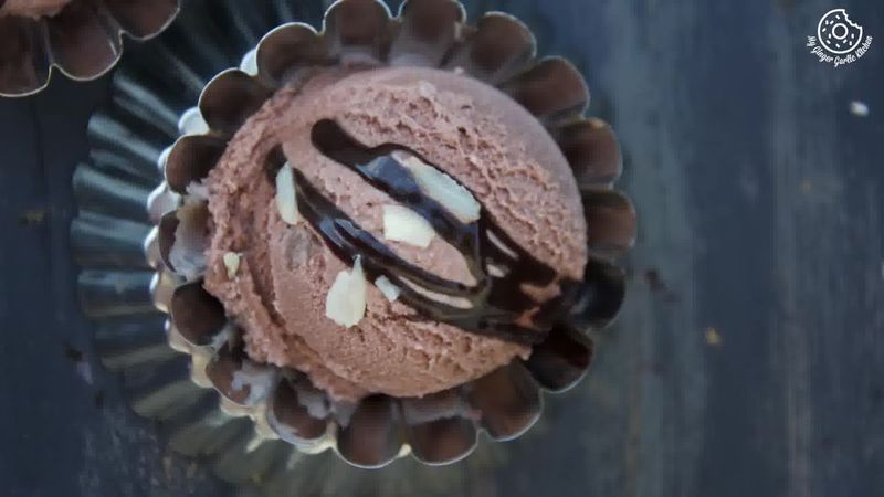 Image of the recipe cooking step-1-12 for Eggless Chocolate Hazelnut Ice Cream
