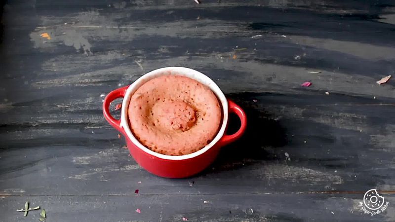 Image of the recipe cooking step-1-6 for Eggless Gulkand Mug Cake in 2 Minutes - Rose Mug Cake