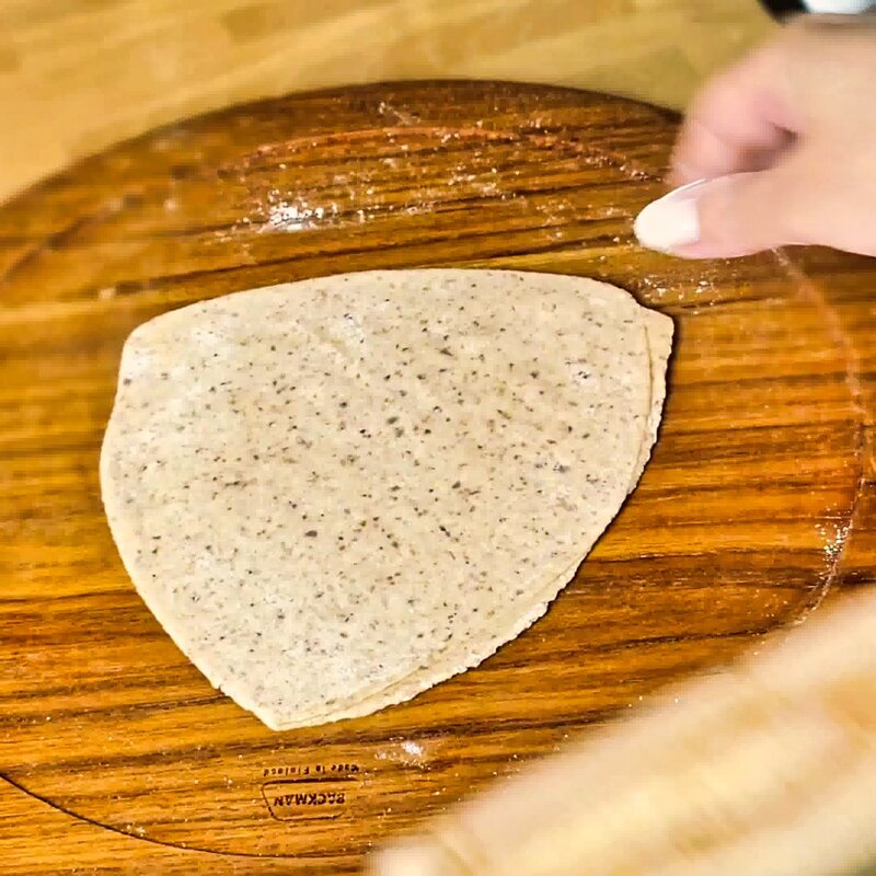 Image of the recipe cooking step-2-5 for Flaxseed Paratha
