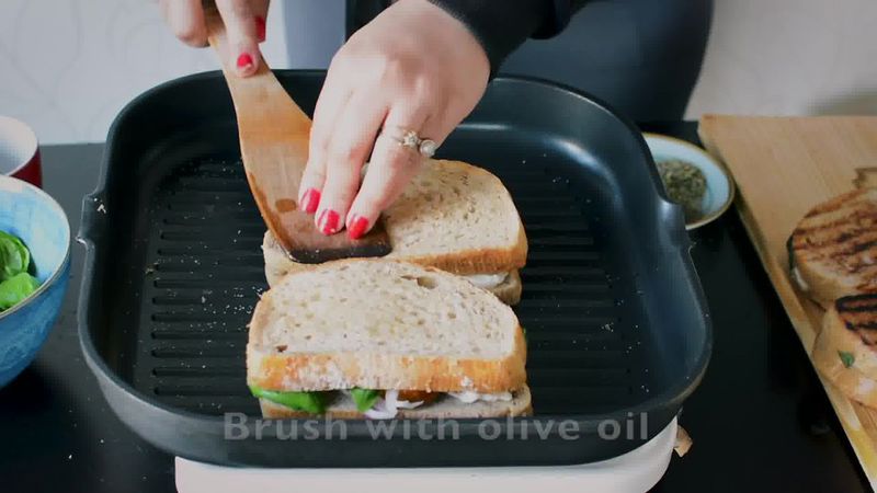 Image of the recipe cooking step-1-8 for Grilled Tomato Mozzarella Sandwich Recipe
