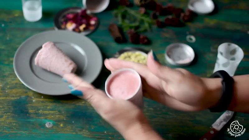Image of the recipe cooking step-1-15 for Gulkand Pista Kulfi - Rose and Pistachio Frozen Dessert
