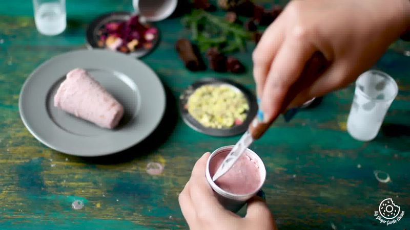 Image of the recipe cooking step-1-16 for Gulkand Pista Kulfi - Rose and Pistachio Frozen Dessert